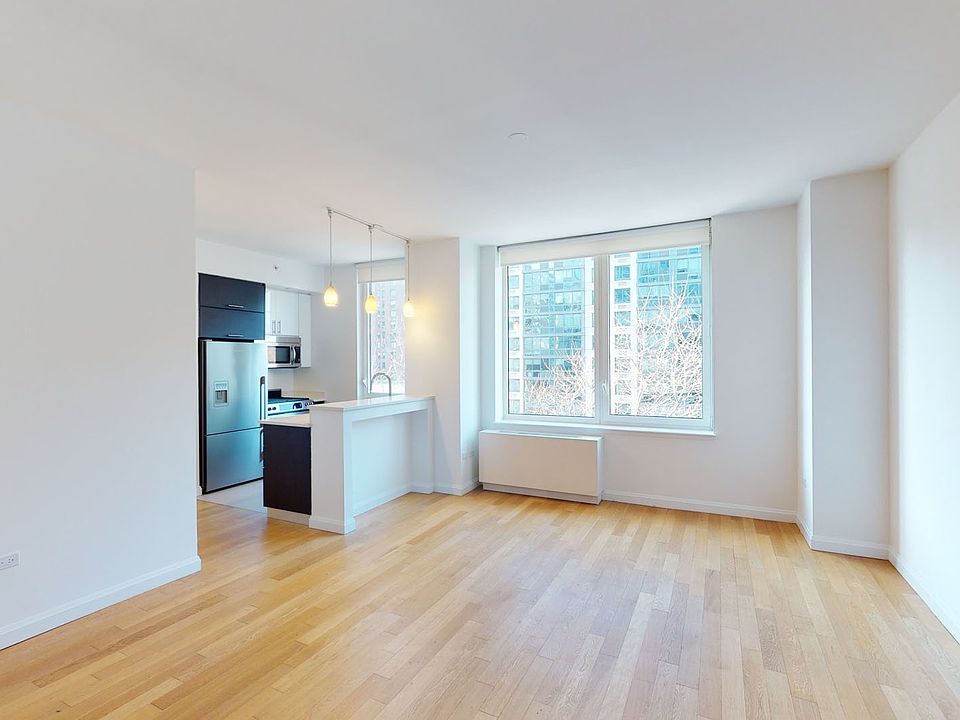 1st image of 795 Columbus Ave APT 6K