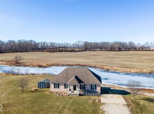 9653 S 200 E, Flat Rock, IN 47234