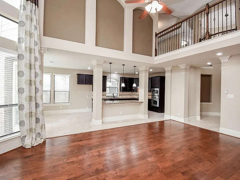 6034 Gracys Landing Ln — Photo 14
