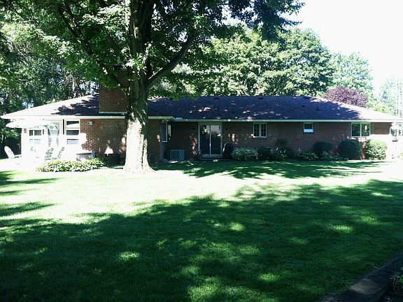 Fully Landscaped 1/2 Acrea