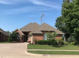 928 Riviera Dr, Norman, OK 73072