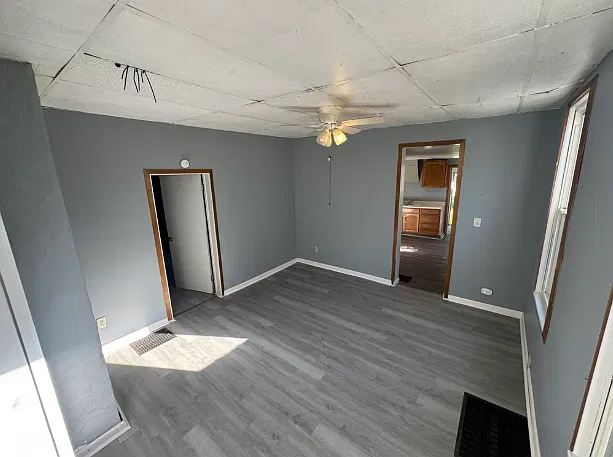 2 bed, 1029 sqft, $1,100 — Photo 3