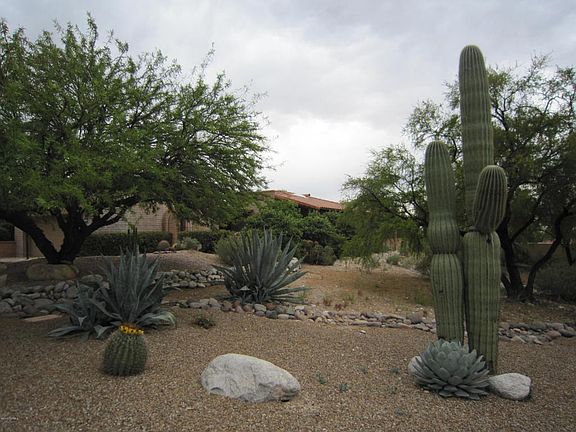 2nd image of 6710 E Loma Del Bribon