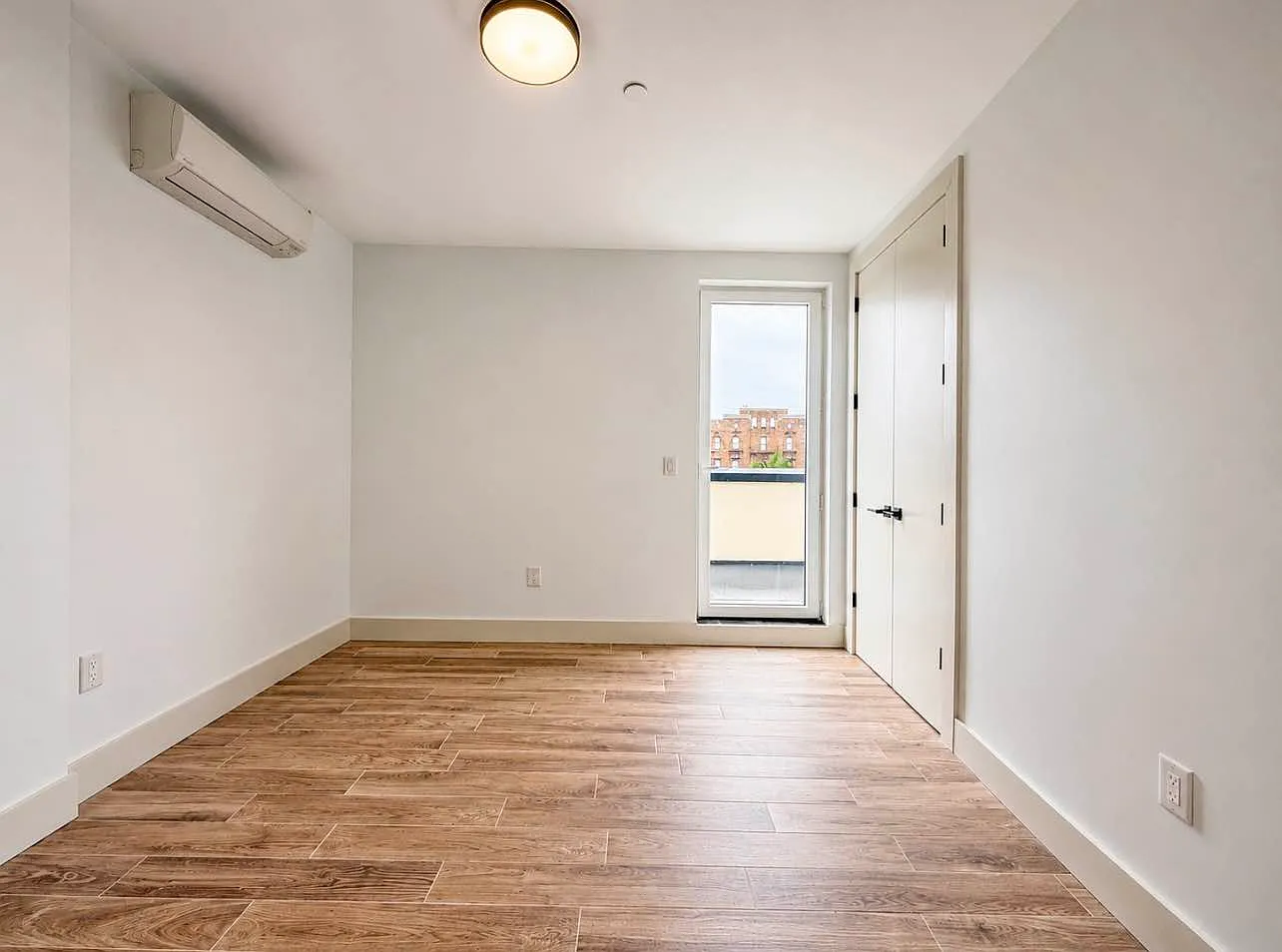 1536 Brooklyn Avenue — Photo 3