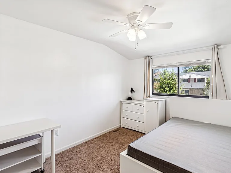 7752 Montgomery Rd #82 — Photo 28