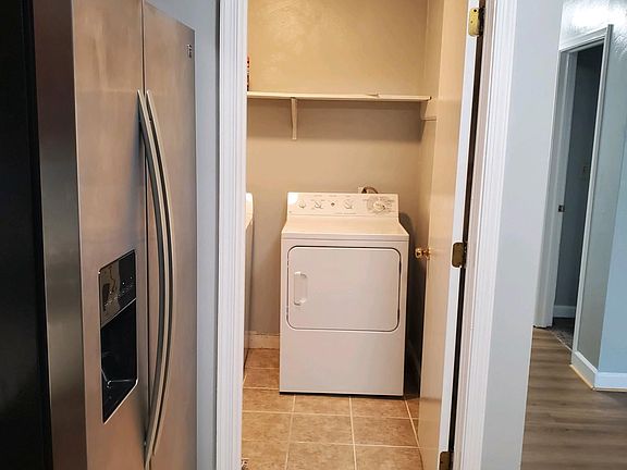 Laundry room with washer & dryer