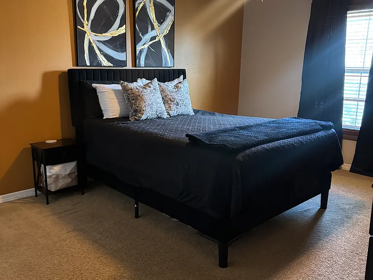 6325 Treetop Cir — Photo 8