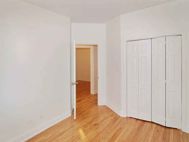3501 W Adams — Photo 8