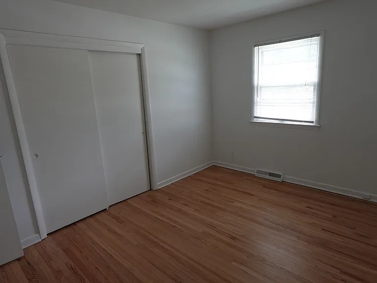 6615 N Holly St — Photo 19