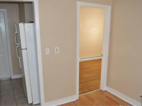 25 Whittier St APT 6