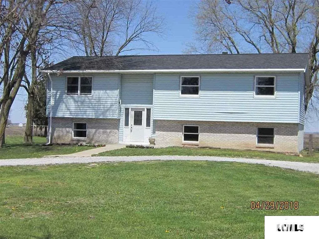 17493 N County Road 3700 E photo 1