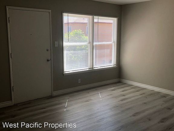 4th image of 4146 Somerset Dr