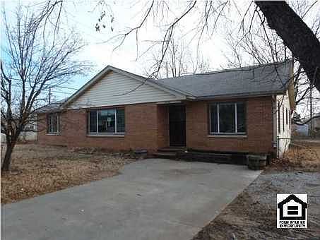 1st image of 1336 N 8th St