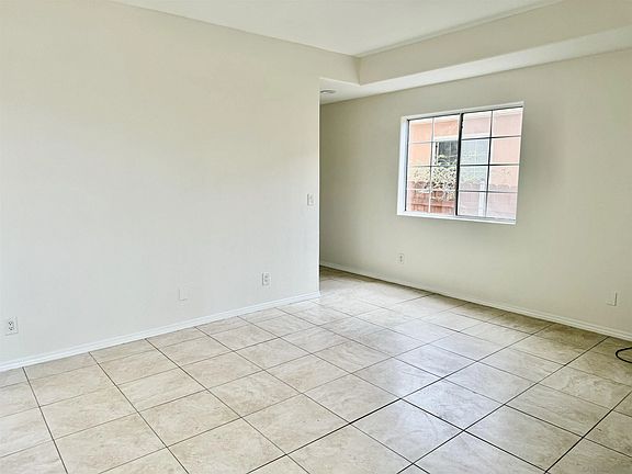 4th image of 3746 Harding Ave