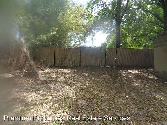 3rd image of 1173 S Christiana Ave