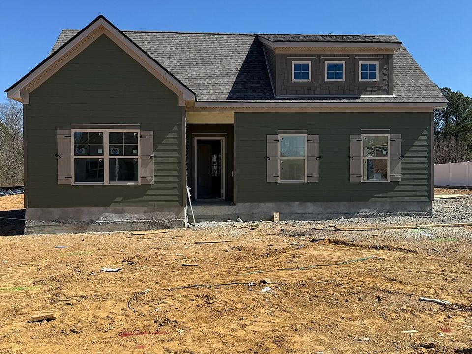 Interior pictures will follow after house is 100 finished