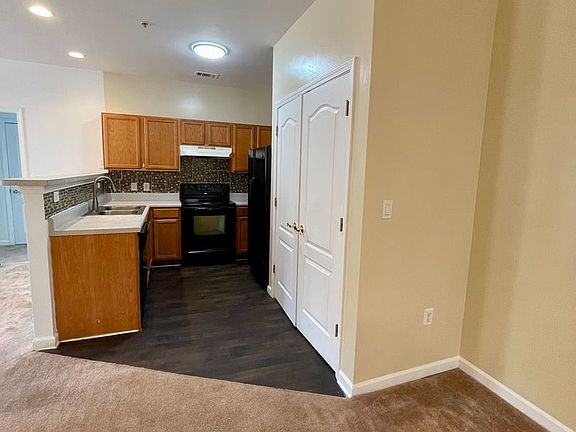 4th image of 7712 Autry Cir APT 617