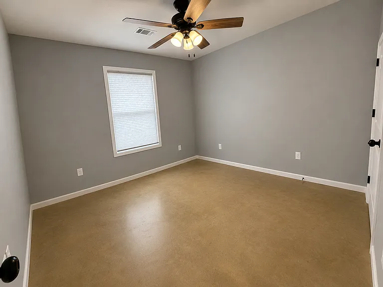 209 Formon Dr — Photo 4