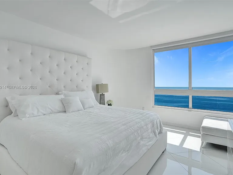 6365 Collins Ave #2403 — Photo 11