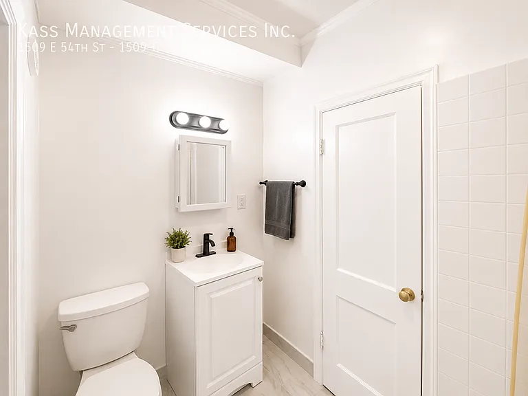 1509 E 54th St #G — Photo 6