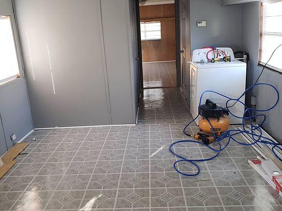 4th image of 124 Aimee Dr
