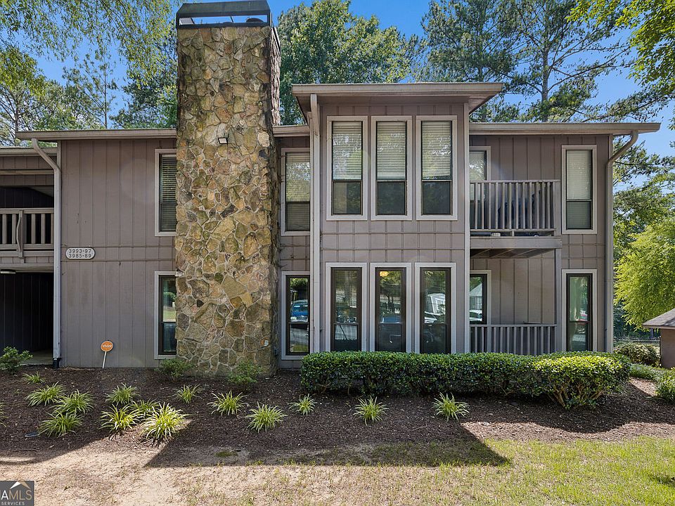 1st image of 3985 Woodridge Way Building 3985-11