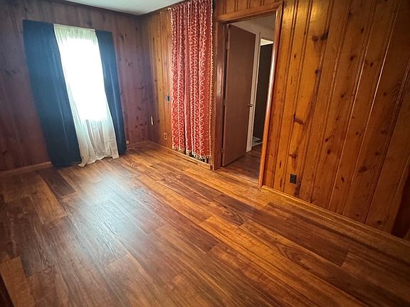 5th image of 2738 Grandview Ave