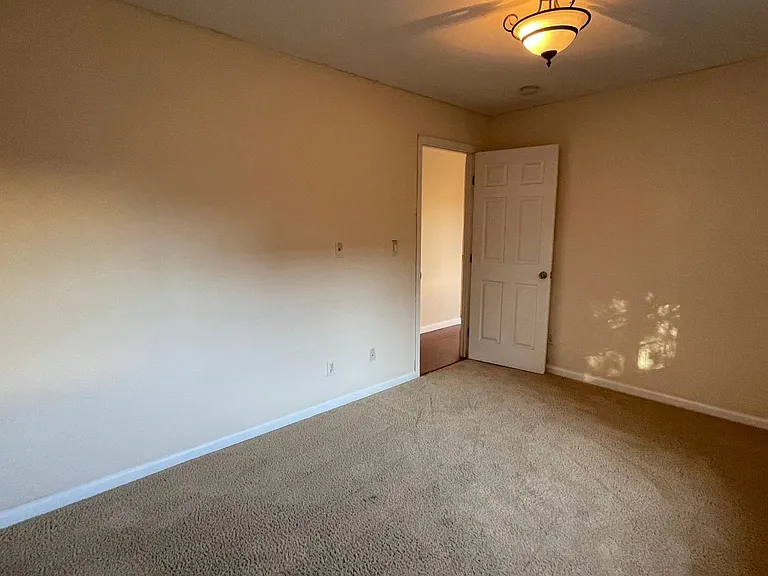 960 Branham Ln — Photo 28