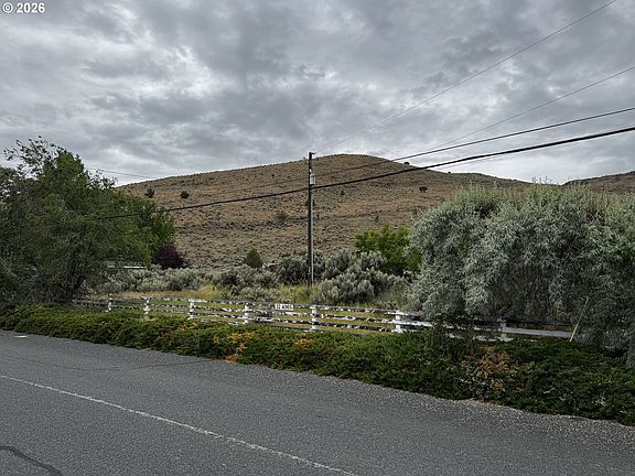 2nd image of 0 Foothill Dr