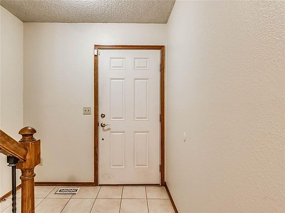4th image of 2116 NW 118th St