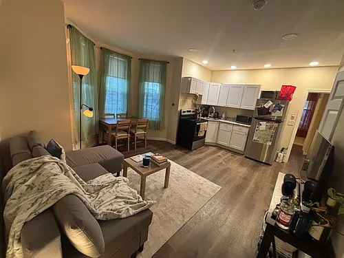 1922 Delaware Ave #1 Photo 1