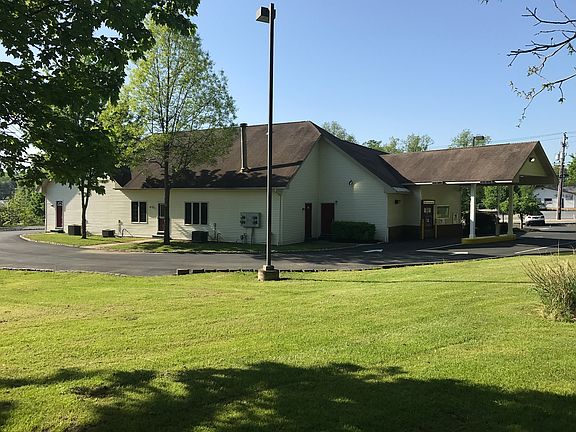 3rd image of 60 Main St