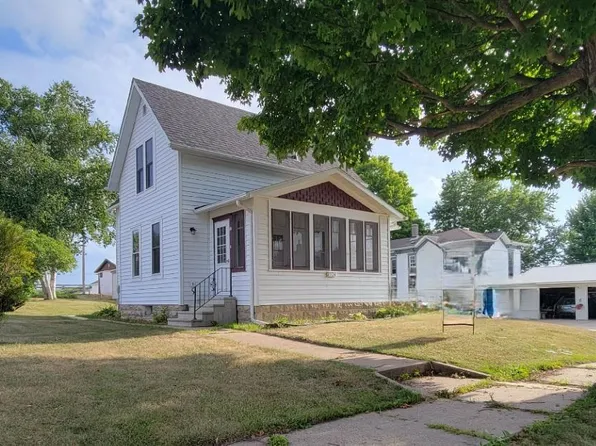 324 W Fillmore Ave, Mabel, MN 55954