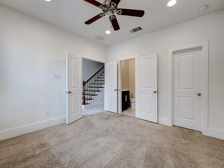 1413 Patterson St — Photo 3