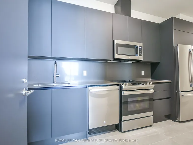 39 Mary St #1505 — Photo 36