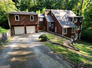 258 Kenilworth Cir, Stone Mountain, GA 30083