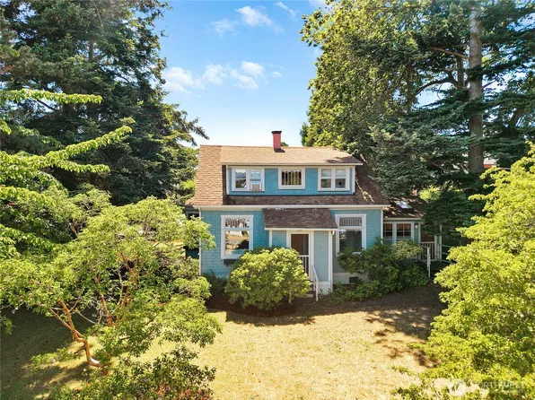 911 Tyler Street, Port Townsend, WA 98368