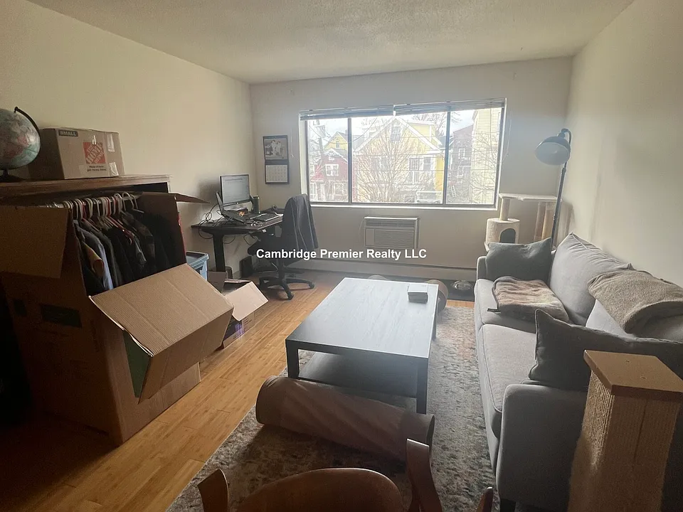 12 Cameron Ave #3