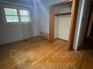 186 Collison Ave UNIT 1, Peterborough, ON K9J1A4