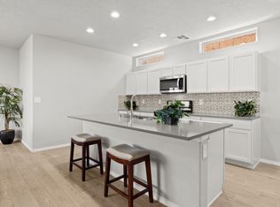 1817 Villa Contesa NW, Los Lunas, NM 87031