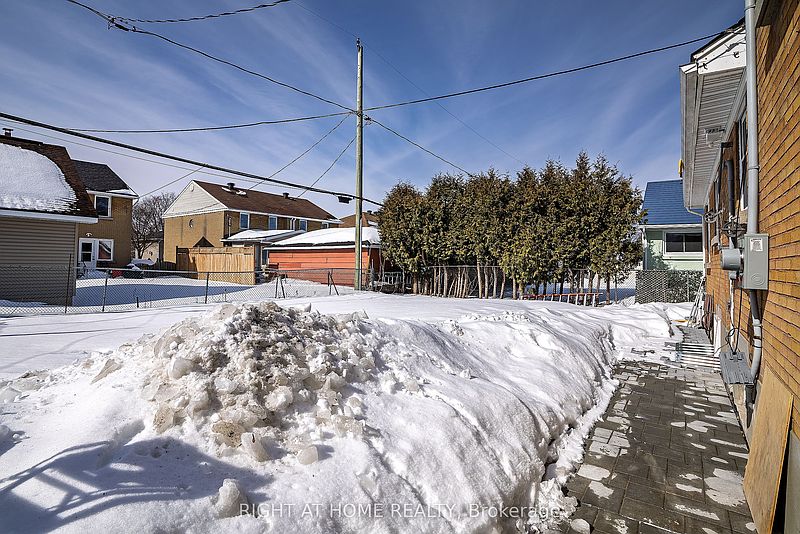 Ottawa House for rent - 3 Bedrooms — photo 21