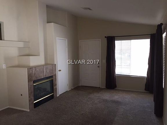 5th image of 3636 Walnut Wood St