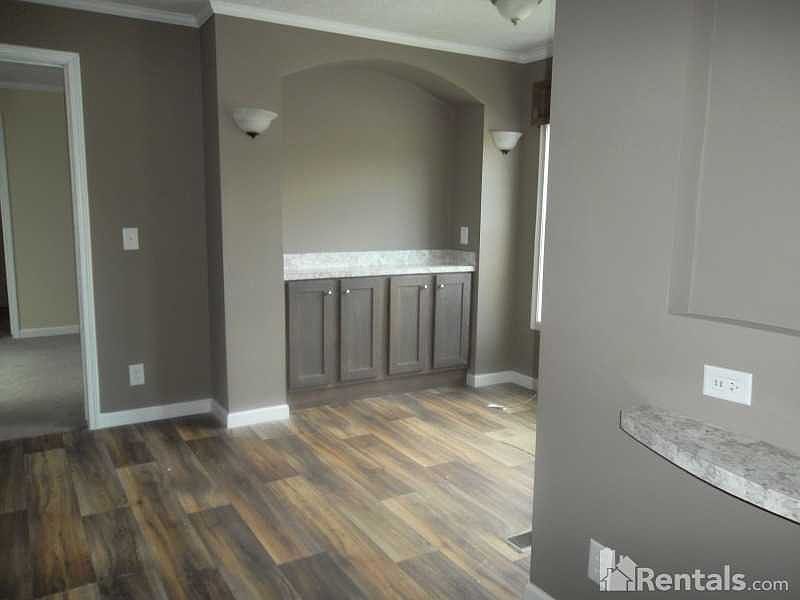 2nd image of 320 Stoneboro Dr