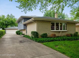 1221 S Belmont Ave, Arlington Heights, IL 60005