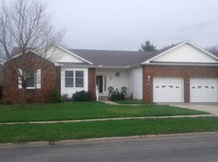765 Spyglass Blvd, Forsyth, IL
