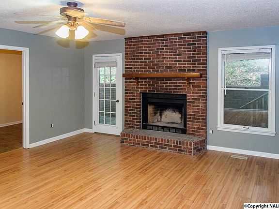 5th image of 1309 Joshua Dr SE