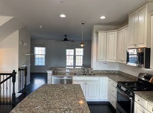 927 Brechin Ln, York, PA 17403