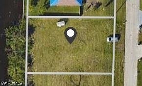 1st image of 916 NW 12th Ave
