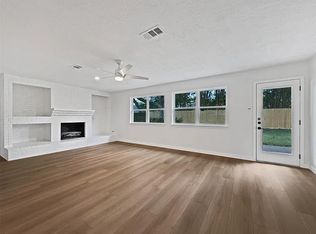 17850 Havenhurst Dr #1, Houston, TX 77059