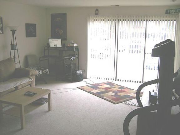 5th image of 915 N Countryside Dr Unit 101